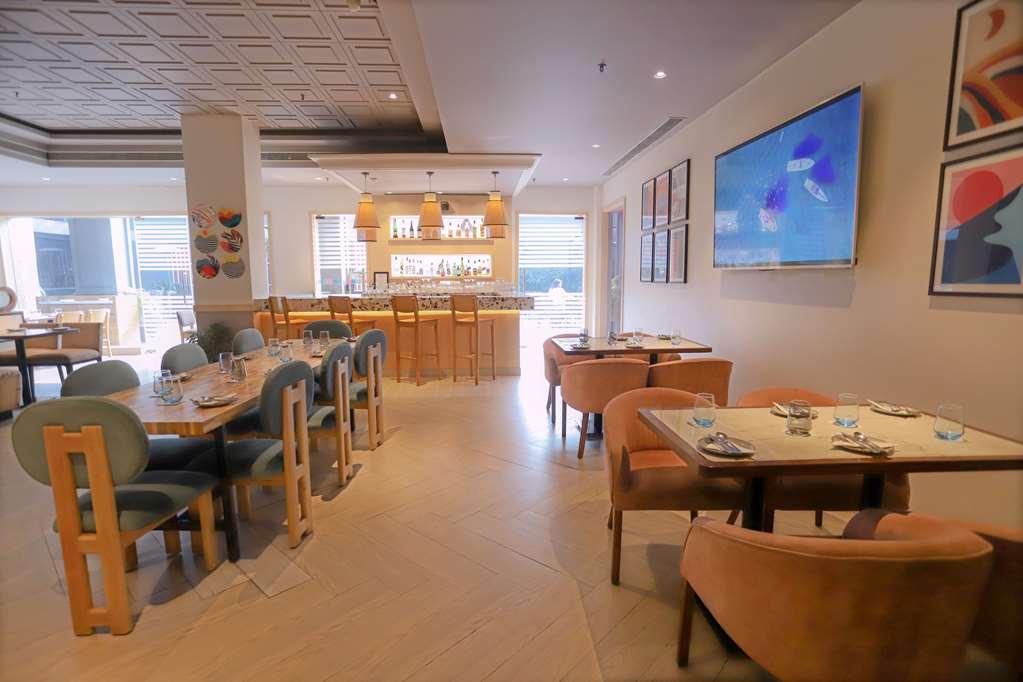 Park Inn By Radisson New Delhi Lajpat Nagar Ресторант снимка