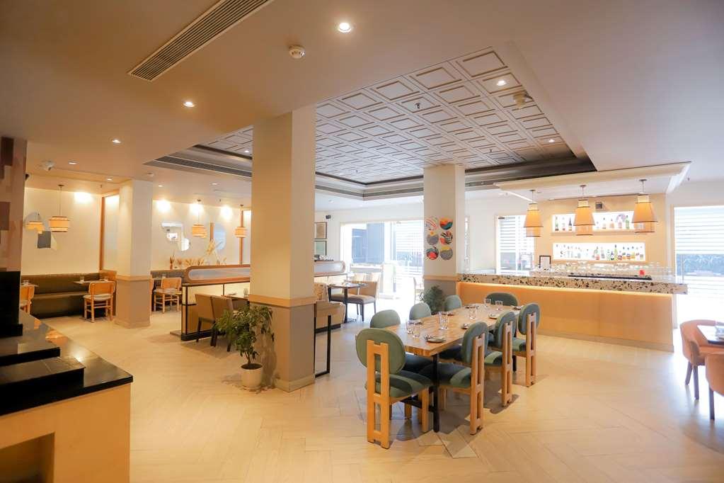 Park Inn By Radisson New Delhi Lajpat Nagar Ресторант снимка