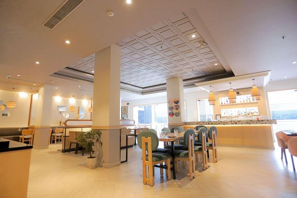 Park Inn By Radisson New Delhi Lajpat Nagar Ресторант снимка
