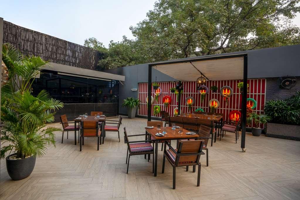 Park Inn By Radisson New Delhi Lajpat Nagar Ресторант снимка