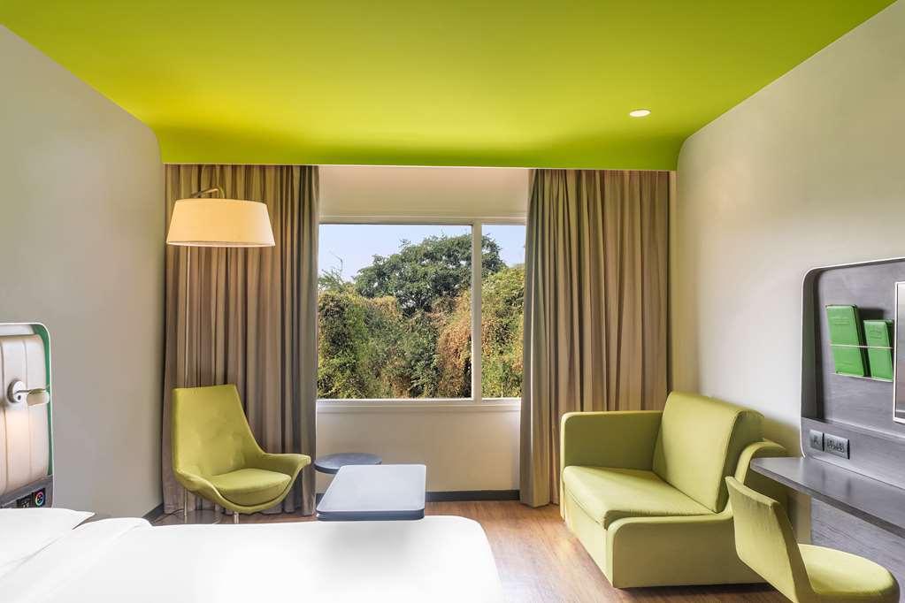 Park Inn By Radisson New Delhi Lajpat Nagar Стая снимка